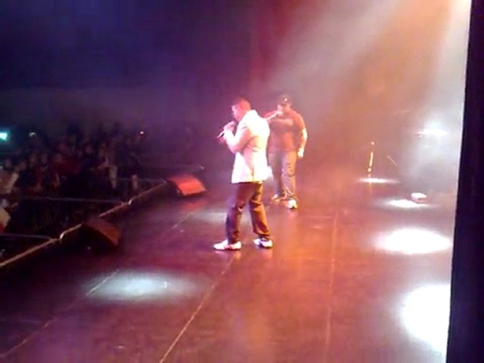 premiere partie de rimK:  totem en plein show