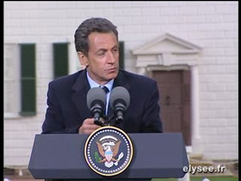 Conférence de presse avec M. Georges BUSH