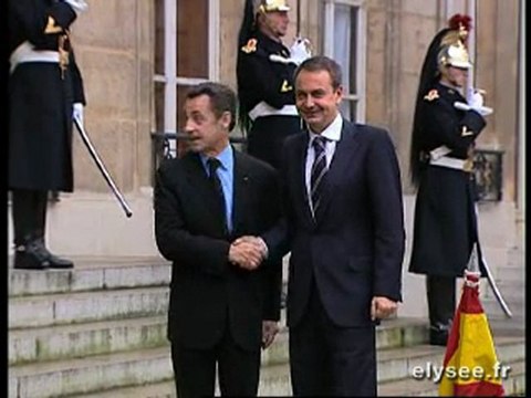 Accueil de M. José Luis Zapatero au Palais de l'Elysée