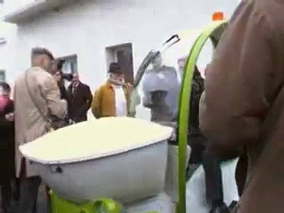 Ségolène Royal visite le canton de Matha 2/2