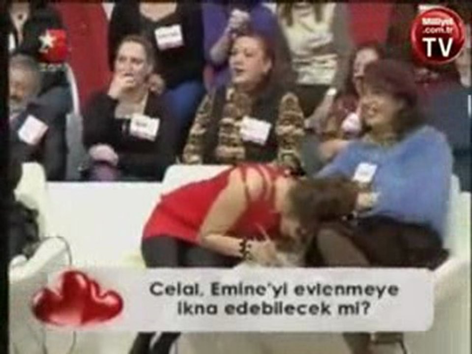 6 Ay Eşek Emzirmiş :)