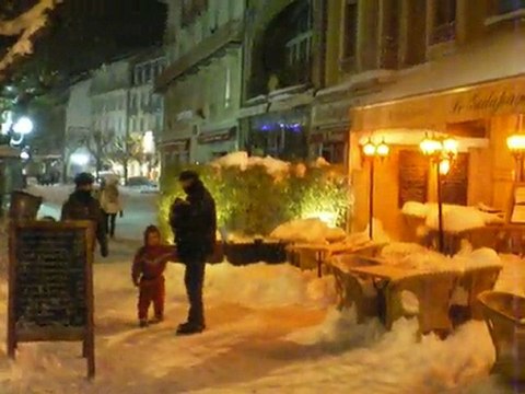 La Bourboule: La Terrasse du Galapagos sous la neige