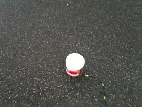 allume pétards à distance + bison 3 + farine = rigolo !