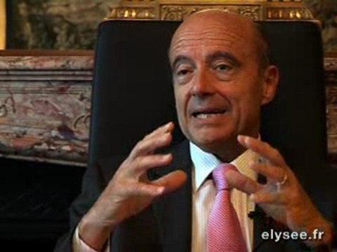 MM. Juppé, Rocard : la commission sur l'Emprunt national