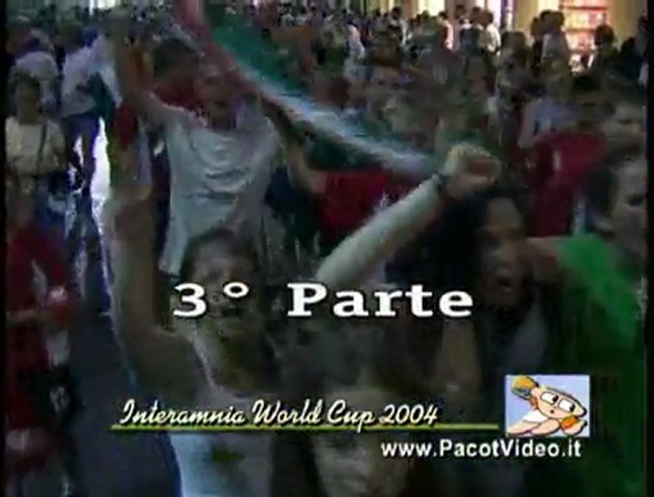 86 - Interamnia World Cup 2004 - Sfilata 3°/6