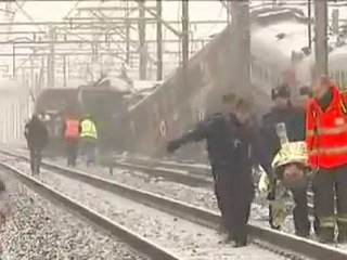 train accident in Belgium, first images