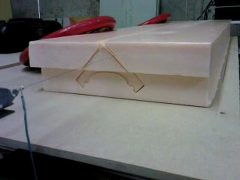decoupe-poly-cnc01