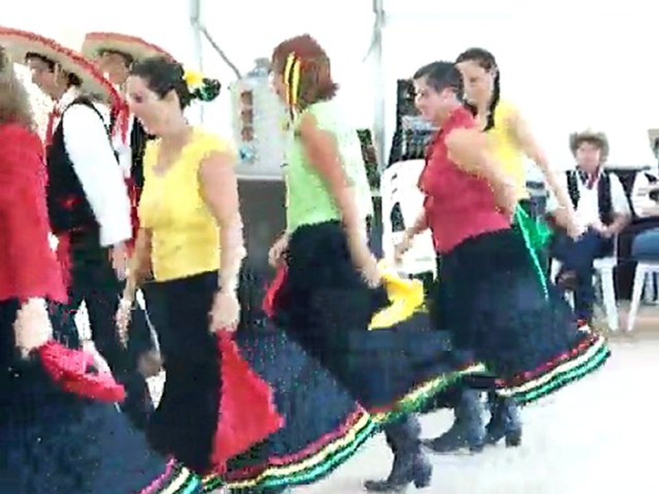 Spanish stomp ,country line dance ,Two rivers dance