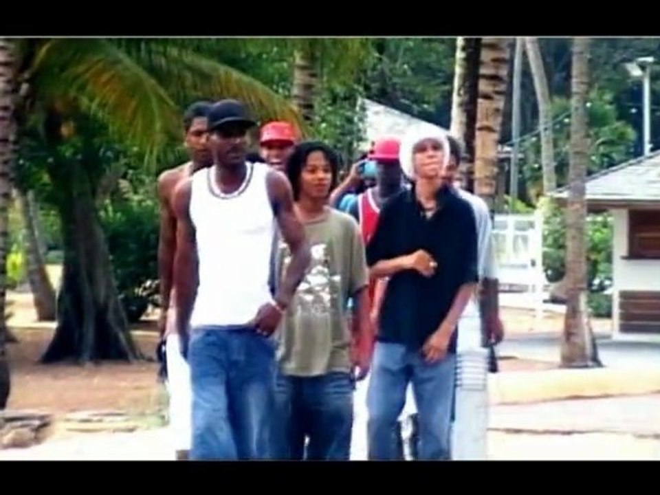 Clip 2 seconds' - Sherloks Smiley [REQ]