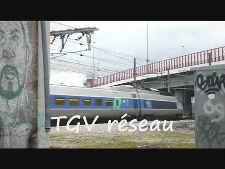 TRAINS @ Saint clair