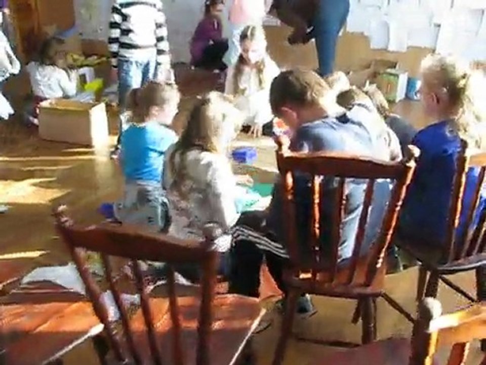 Zabawy plastyczne podczas ferii w MOK 2010