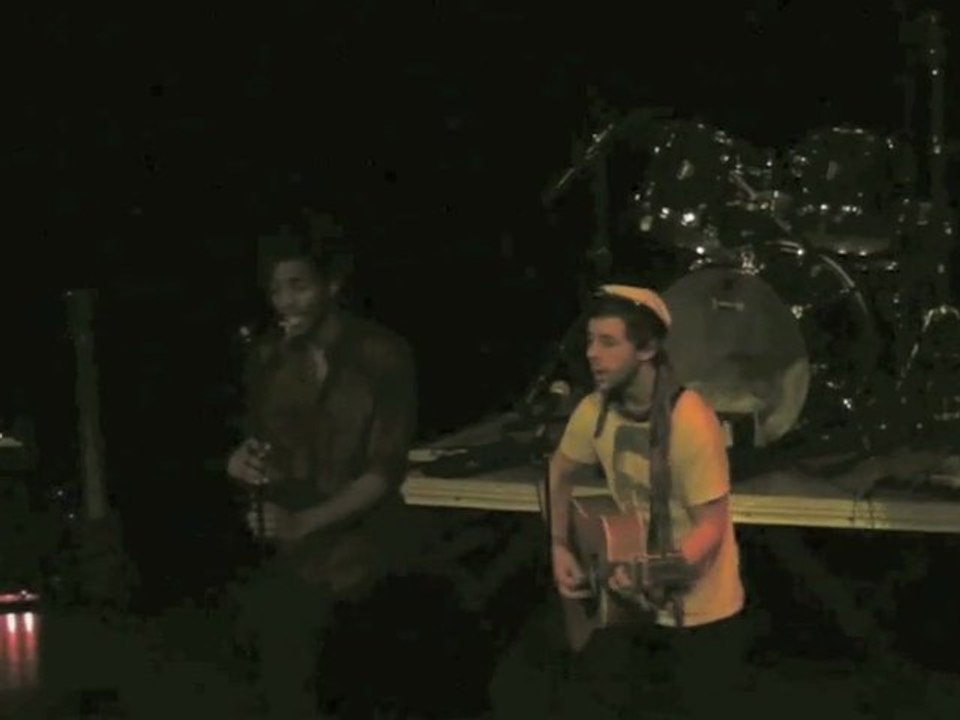 Hey Ya (Live) - Xav & Clem