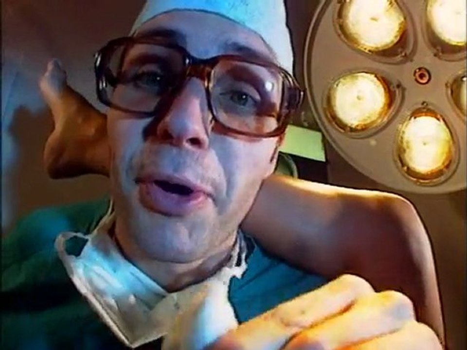 Les Gros Cons - Le Gynécologue