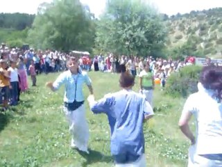 DİKENLİ KÖYÜ 1.PİKNİK ŞÖLENİ çuval yarışması