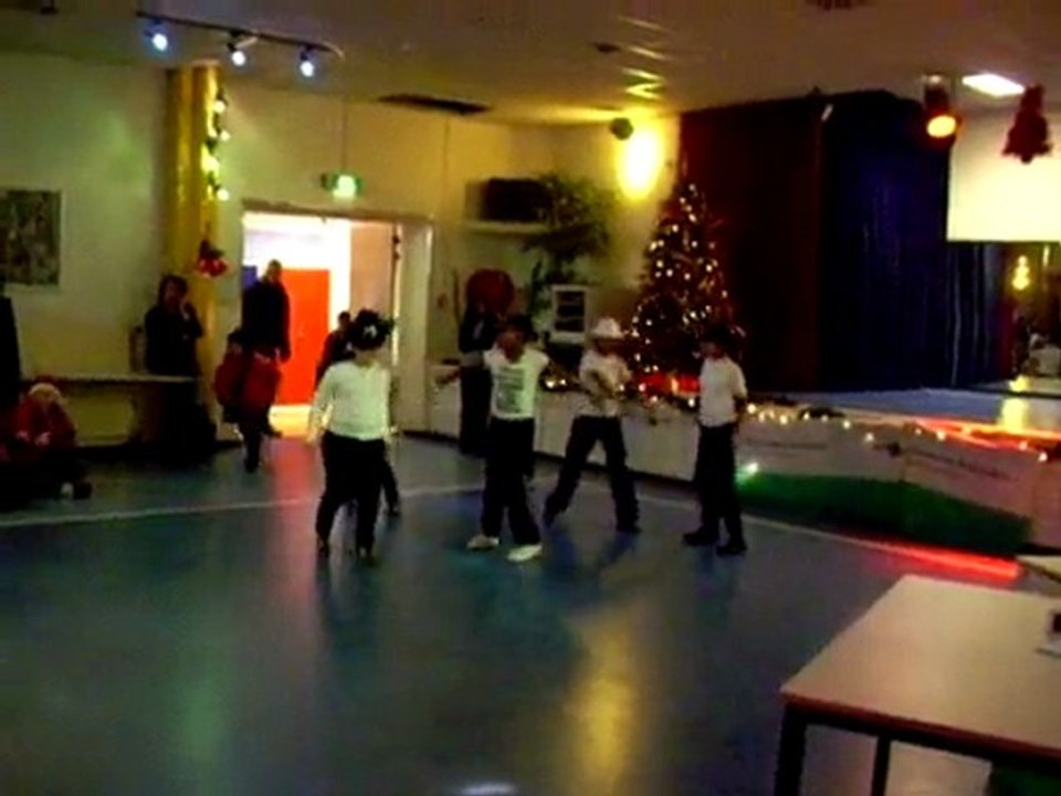 Streetdance voorronde 2009-2010 groep 7a