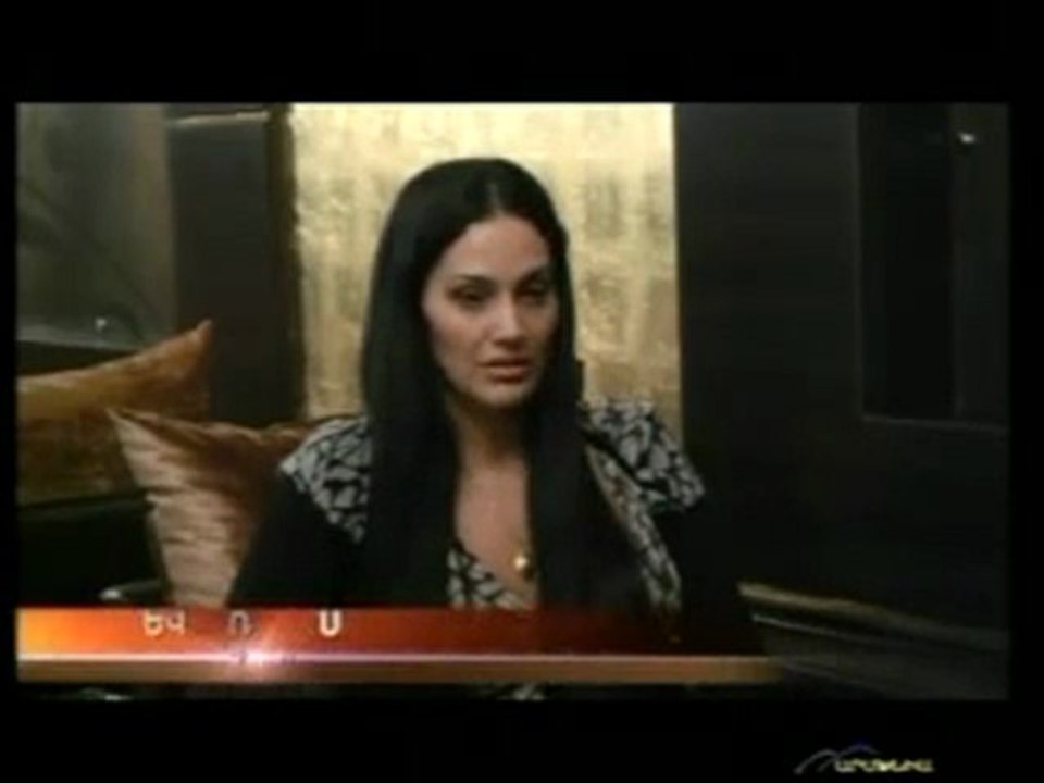 Exclusive Interview with Eva Rivas and Her Producer