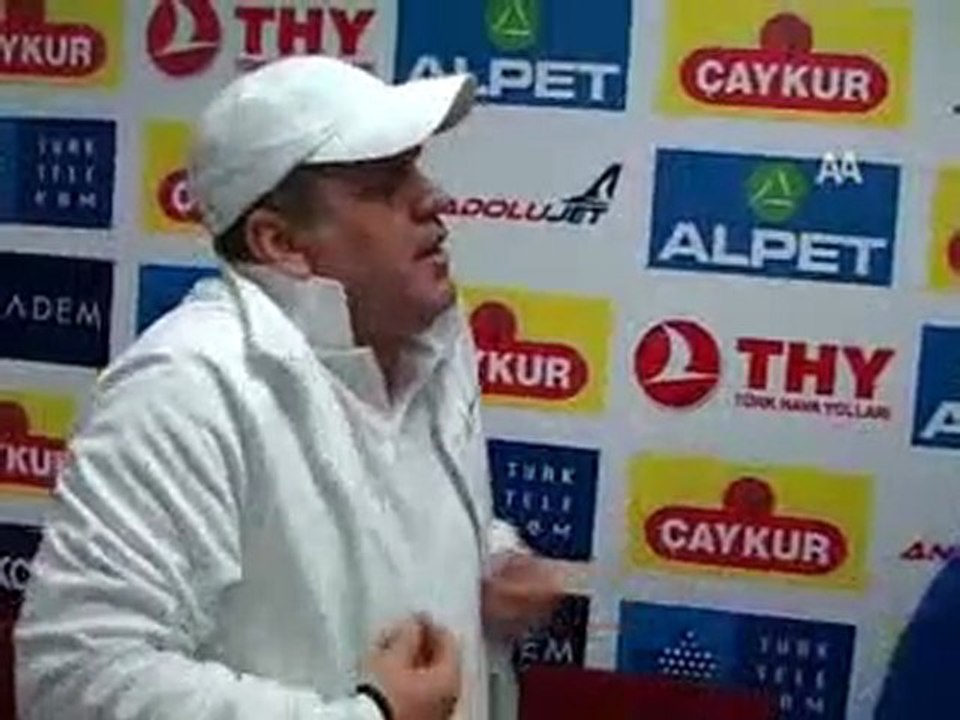 ÇAYKUR RİZESPOR GİRESUNSPOR MAÇI SONRASI ÇIKAN OLAYLARI