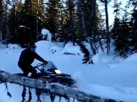 Robert aux Monts Valins, canada motoneige