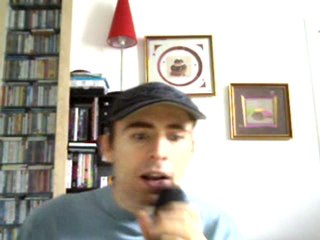 Wiwi égratigne "C'mon c'mon"