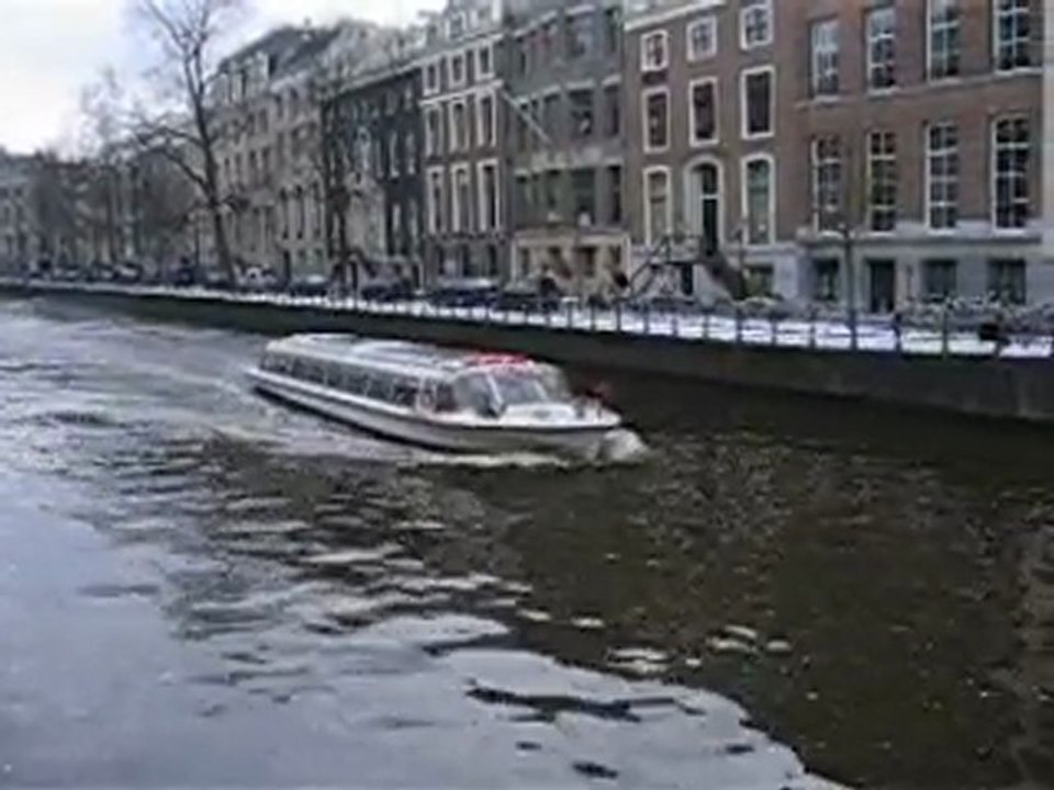 02-2010, Amsterdam, nvx avertisseurs sonores des bateaux