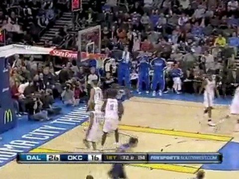 Brendan Hayood makes his presence felt against the Thunder.