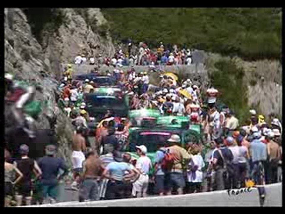 Le clip du Tour 2001.