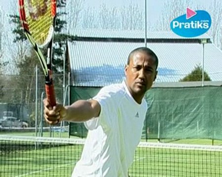 Comment faire le revers à une main au tennis