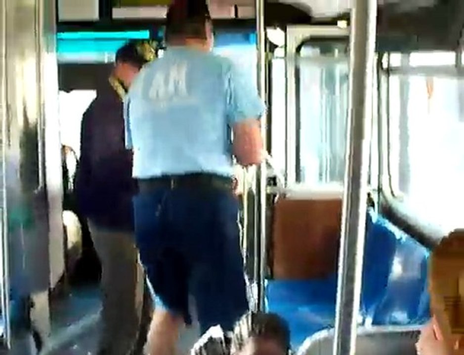Thug vs 67-year-old
