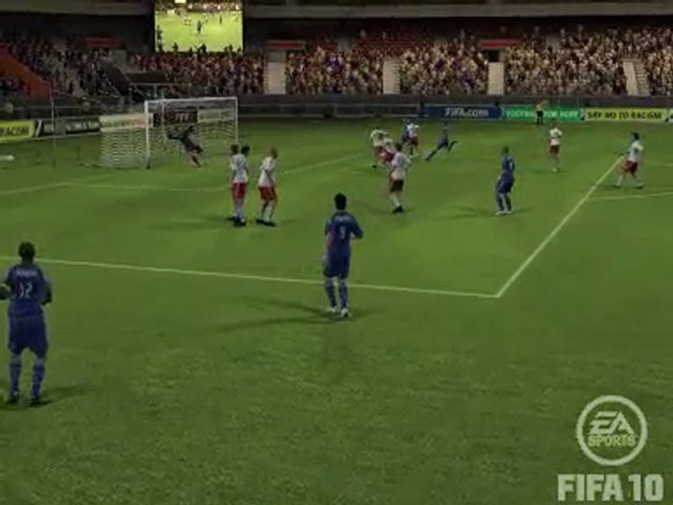 Coup-franc excentré - Gourcuff (France) - slowmotion