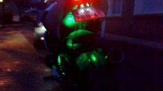 eclairage vert sur z750