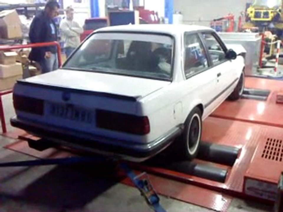 préparation en cours sur bmw e30 325i turbo