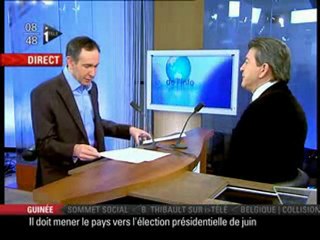 Mélenchon et les portiques à l'école