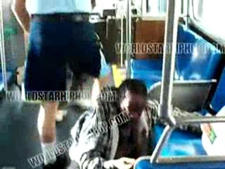 wht dude beats blk dude 4 talk'n shit lol