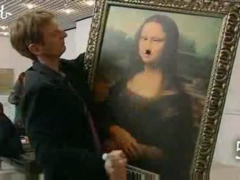 video n°7-10-choses-a-ne-pas-faire-au-musee