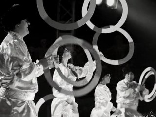 CIRQUE MAXIMUM_  Instants (640x480)