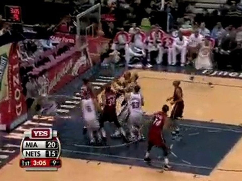 Devin Harris drives through the lane and scores with the pre