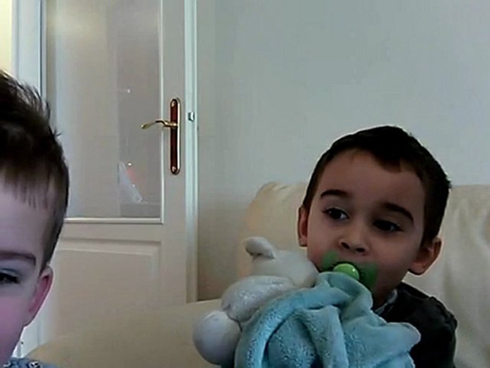 renan luce par giogio et titou la fille de la bande =o)