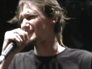 LES TEIGNEUX KI TWIP AU CHAPEAU ROUGE