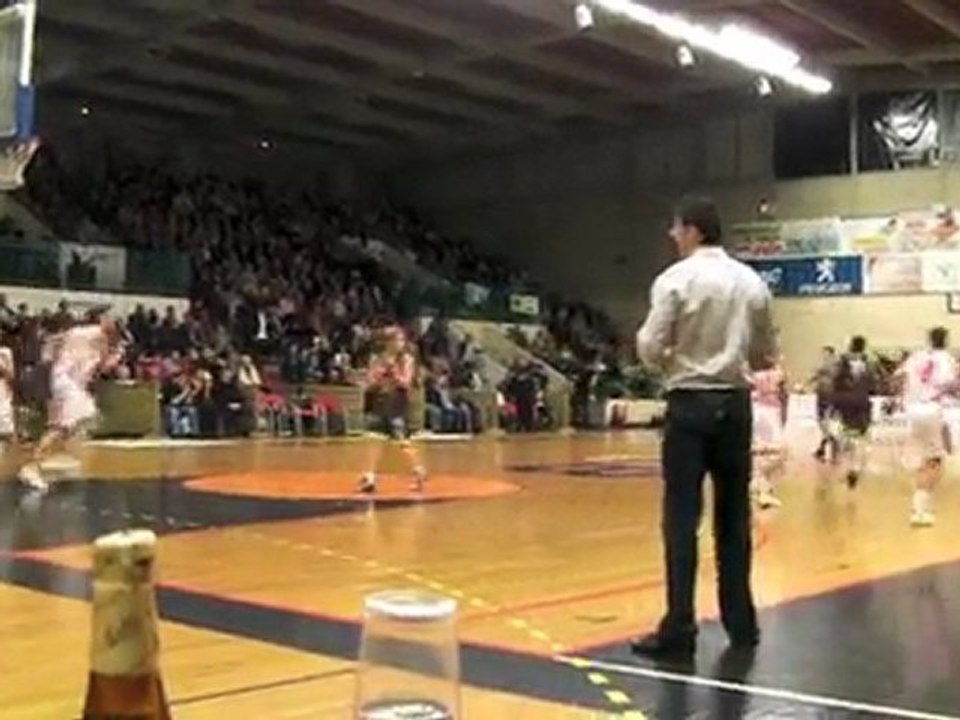 Les moments clés du match des Flammes contre le Hainaut