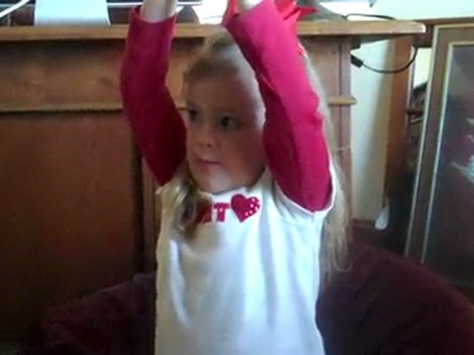 Matt Steffe - Ava Singing 'Itsy Bitsy'