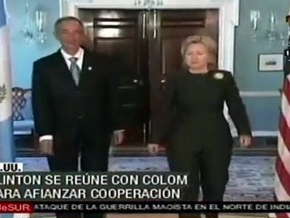 Colom y Clinton se reúnen para afianzar cooperación