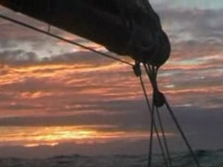 Groupama 3 ralenti dans l'Indien