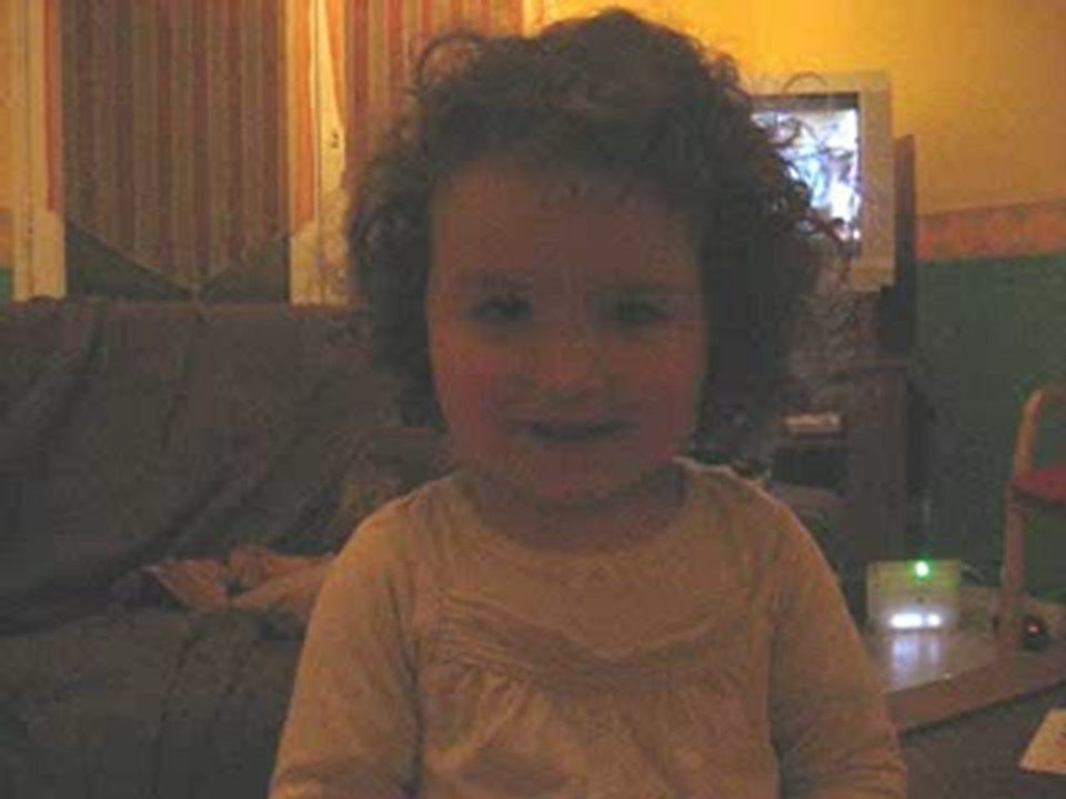 Margot chante Bateau sur l'eau - fev 10