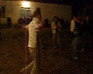 emirbey genclıgı halay cekıyorlar