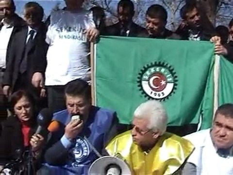 Tekel Direnişine Destek_Burdur Oturma Eylemi