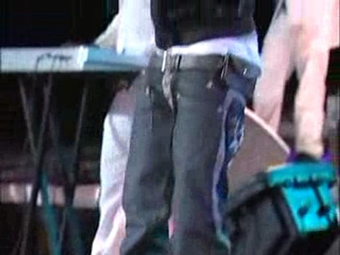 FALLY IPUPA AU ZENITH DE PARIS LE 02 01 2010