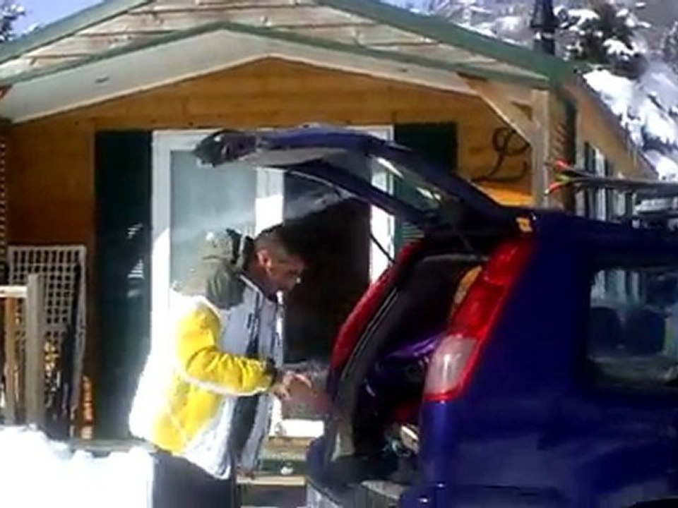CLIP0018