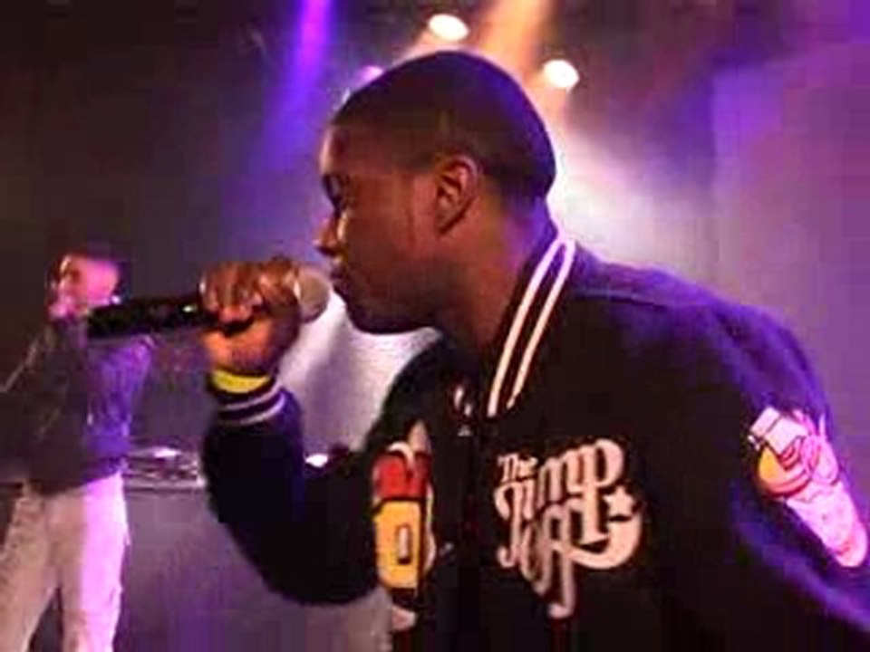 Alpin feat check-in - lévolution sur scene
