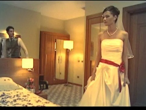 KEREMCEM & ARIKAN - AŞK BİR OYUN OLSA DA [Orijinal Logosuz]