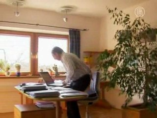 Миллионер раздает свое имущество для помощи бедным